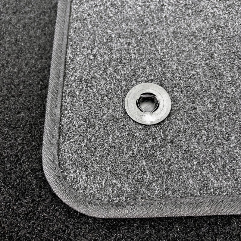 CARERA TEKSTILNI TEPISI  Nissan Tiida 2007-2011