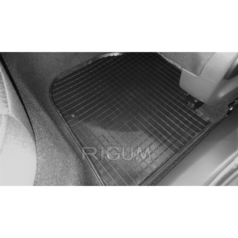 GUMENI TEPISI ŠKODA RAPID 12-/SEAT TOLEDO 12-