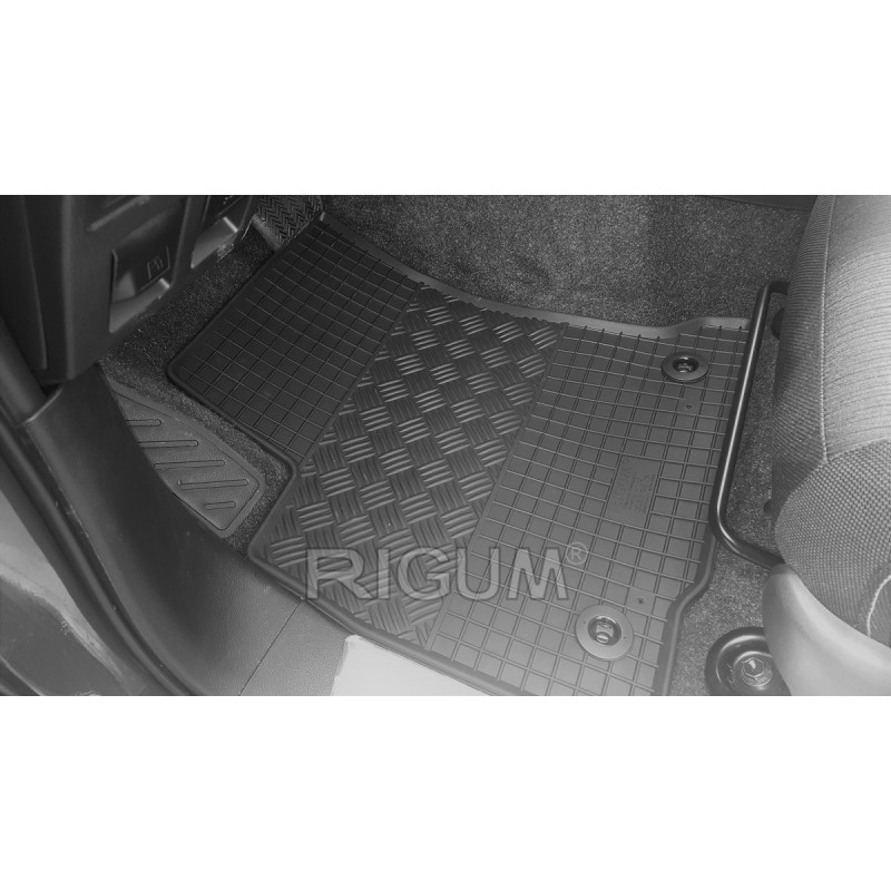 GUMENI TEPISI TOYOTA HILUX DOUBLE CABIN 16-/ Hilux double cab MHEV 16-