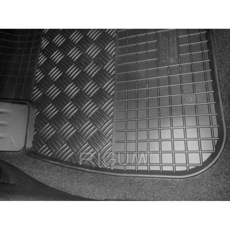 GUMENI TEPISI BMW 2 ACTIVE TOURER 15-