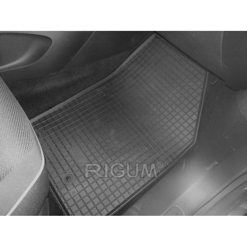 GUMENI TEPISI FIAT 500X 15-