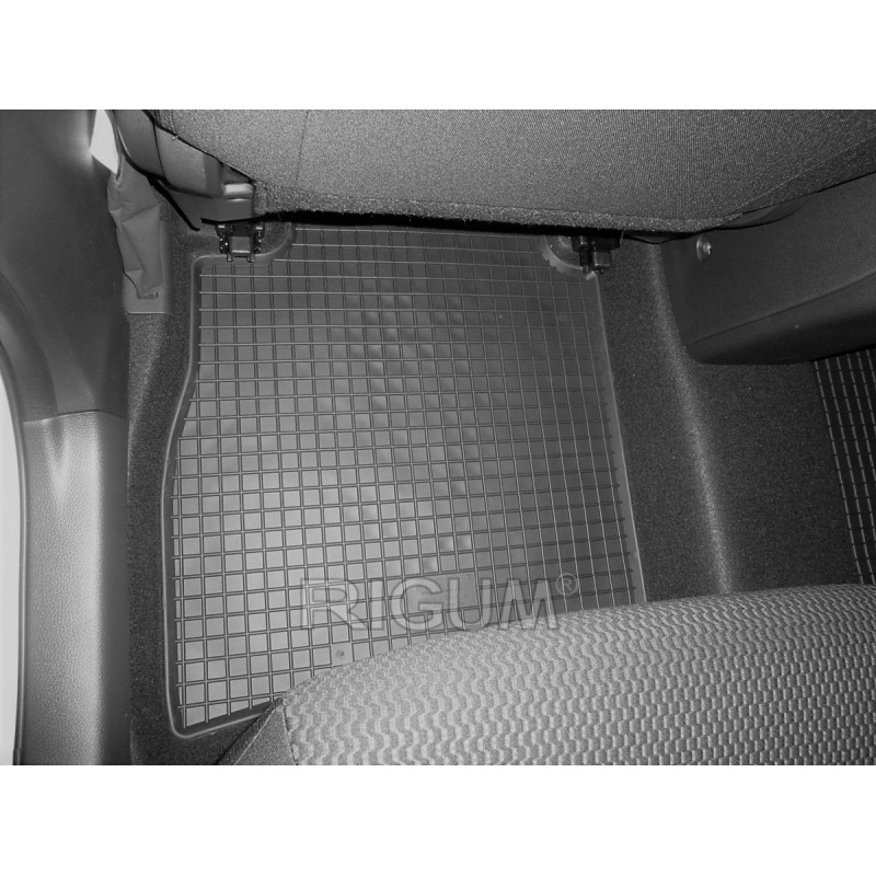 GUMENI TEPISI NISSAN PULSAR 14-