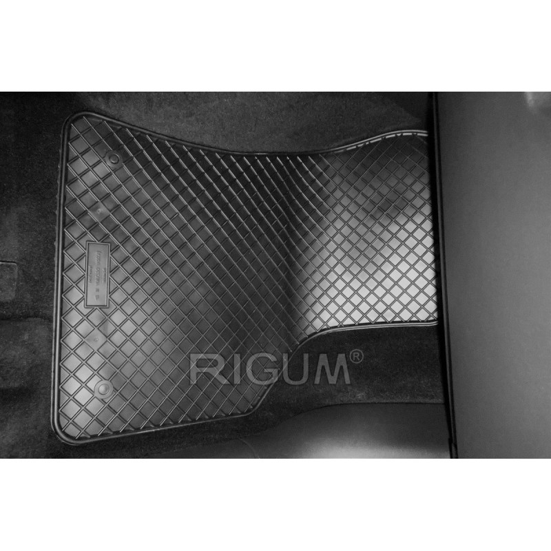 GUMENI TEPISI ŠKODA Octavia III 13-DESIGN/ŠKODA OCTAVIA IV 20-  DESIGN