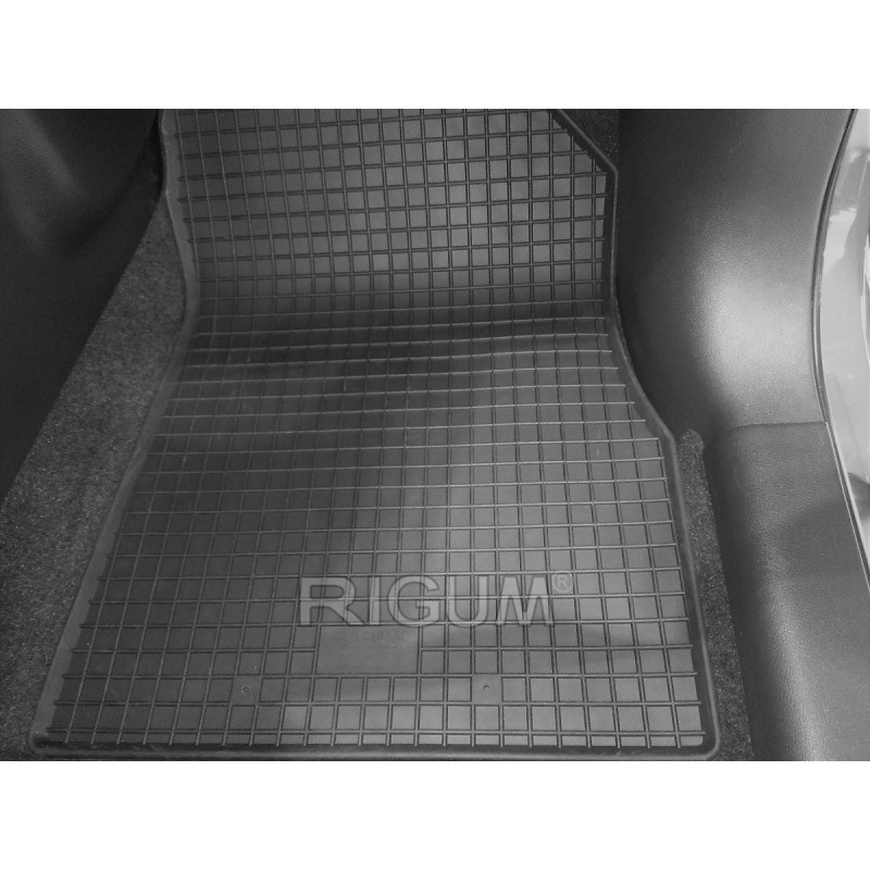 GUMENI TEPISI NISSAN MICRA 17-