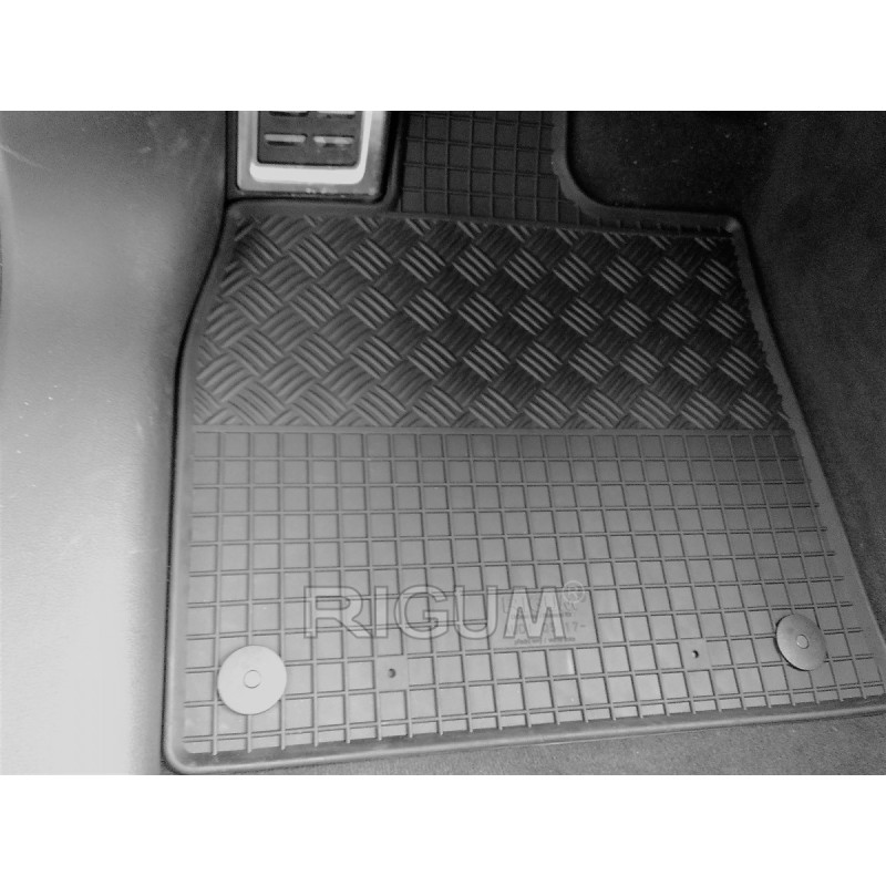 GUMENI TEPISI AUDI Q5 17-/Q5 SPORTBACK 21-/ Q5 TFSI e-tron 17-/Q5 25-