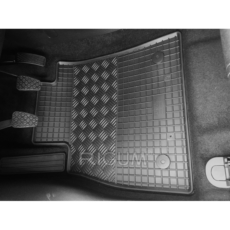 GUMENI TEPISI FORD FIESTA 17-/FORD PUMA 20-