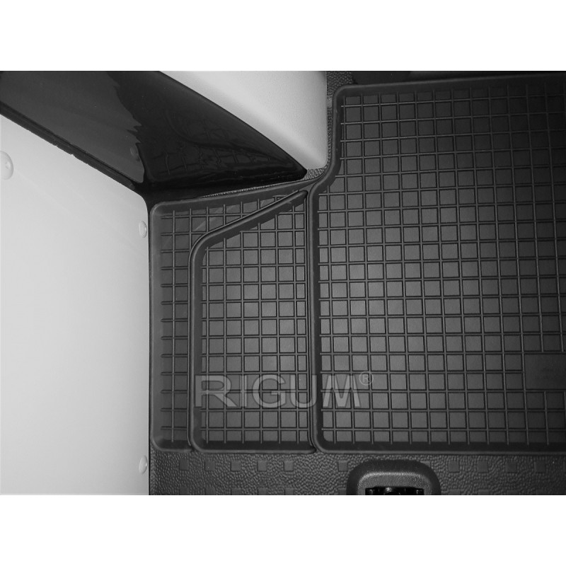 GUMENI TEPISI VW T5/T6 TRANSPORTER/CARAVELLE 03-/15-2. red