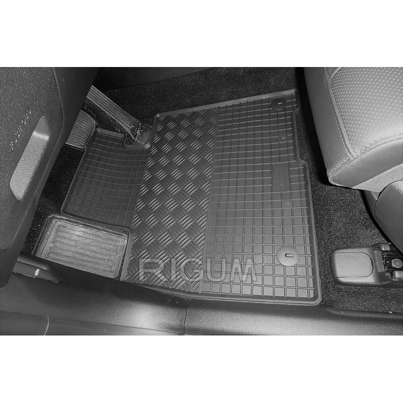 GUMENI TEPISI HYUNDAI SANTA FE 19-