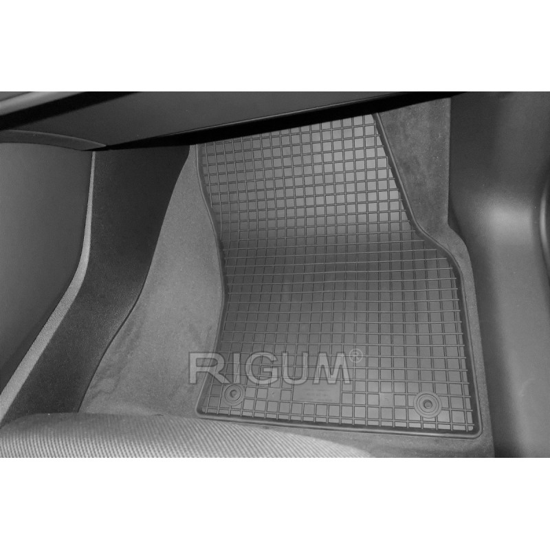 GUMENI TEPISI AUDI Q3 19-21-/ Q3 SPORTBACK 19-/21-/ Q3 TFSI e19-