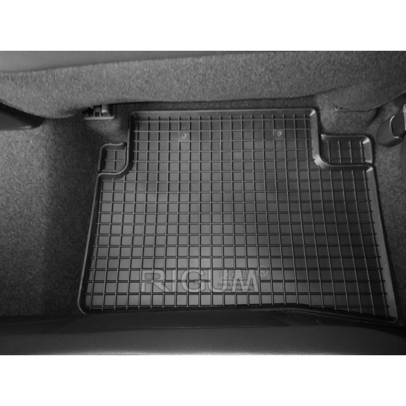 GUMENI TEPISI TOYOTA COROLLA 19-/TOYOTA COROLLA HYBRID 19-/ SUZUKI SWAZE 21-