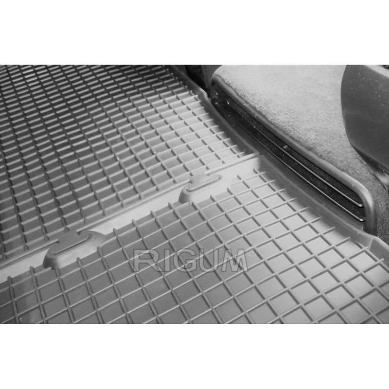 GUMENI TEPISI MERCEDES V 14-/ 24- 2.red/ MERCEDES VITO 14-/ 24- 2.red