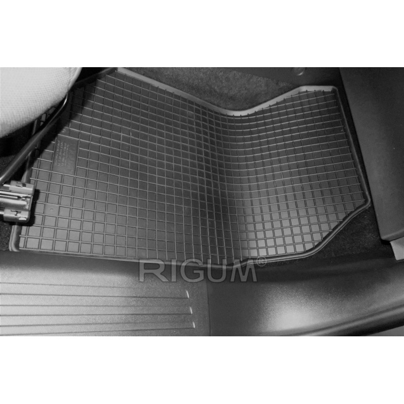 GUMENI TEPISI PEUGEOT 2008 20-/CITROEN C4 21-/ CITROEN C4X 23-
