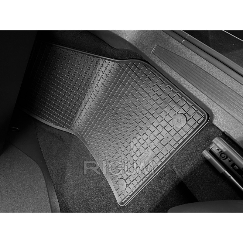 GUMENI TEPISI VW CADDY 2 mj 21-/ Ford Transit Connect 2 mj 25-