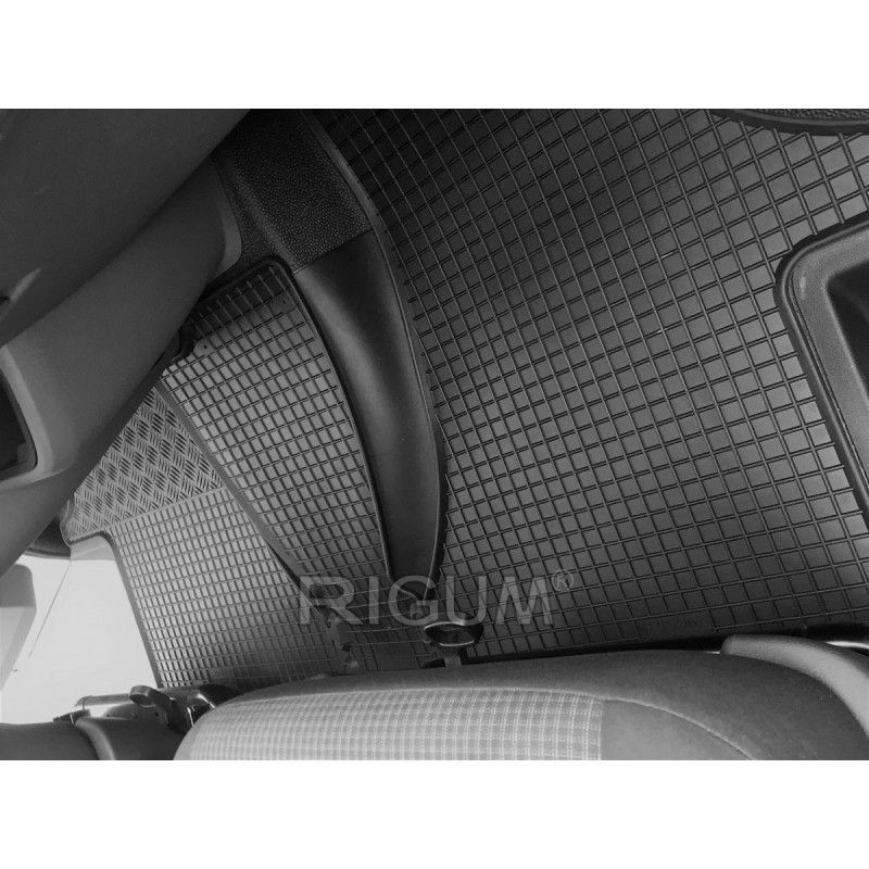 GUMENI TEPISI VW T6 TRANSPORTER / CARAVELLE / MULTIVAN 2m 19+ tunel (4 dijela)