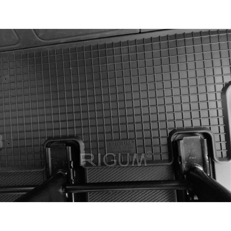 GUMENI TEPISI RENAULT TRAFIC 14-/21- 2. red (bez grijanja)