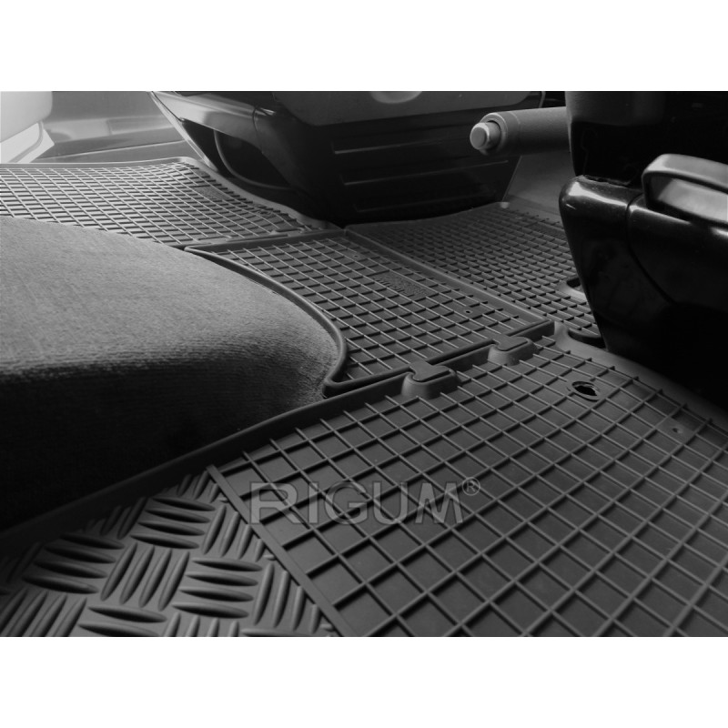 GUMENI TEPISI VW T5 2m 03-/T6 2 m 15-/ TRANSPORTER/ CARAVELLA/