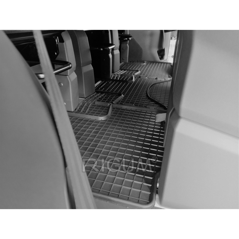 GUMENI TEPISI VW T7 MULTIVAN 3.red 22-