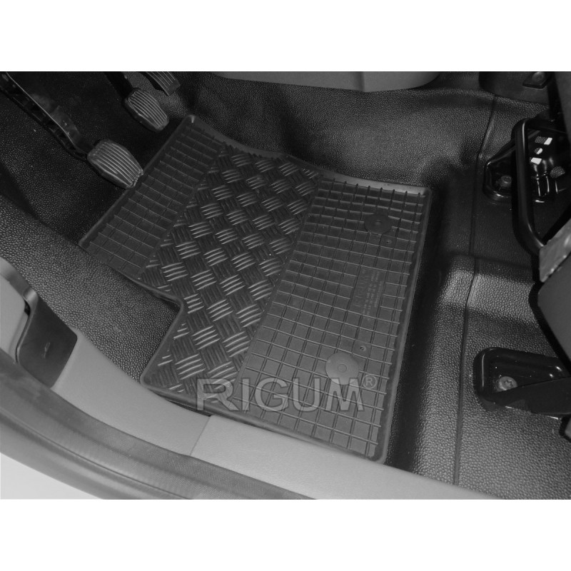 GUMENI TEPISI FORD TRANSIT CONNECT 5m 19-