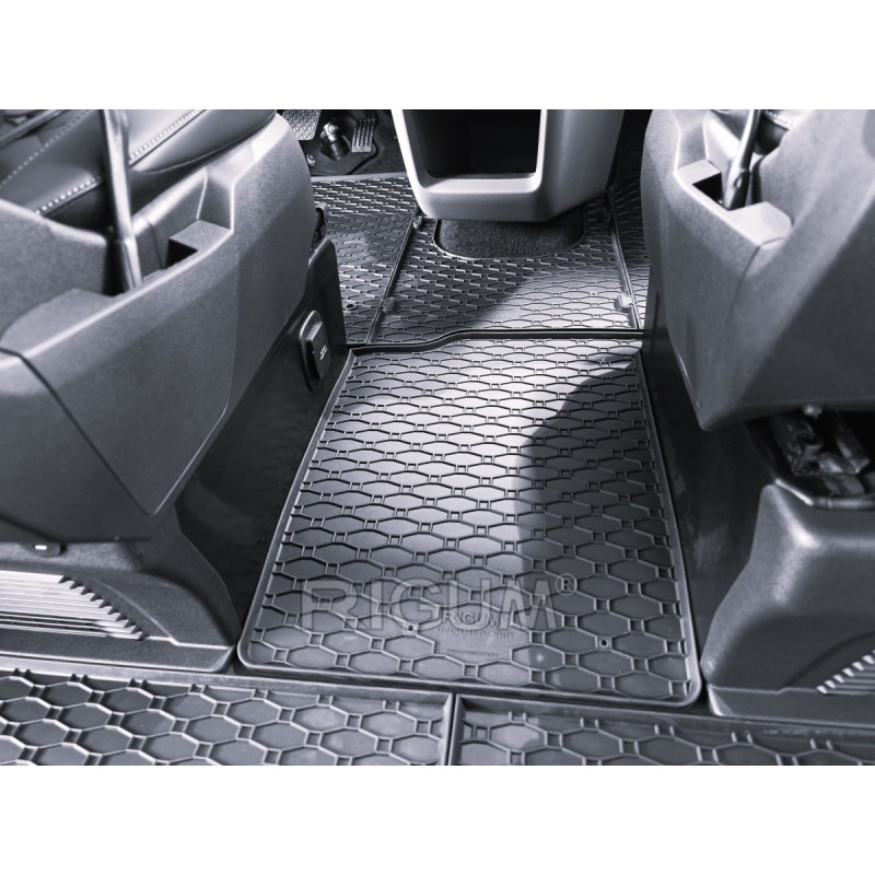 GUMENI TEPISI FORD Tourneo/Trans. Custom 2m 24-/T7 Caravelle 2m 25- + tunel 4 dj