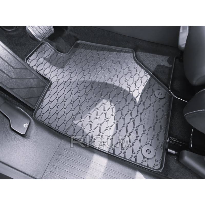 GUMENI TEPISI PEUGEOT 3008 MHEV 24-