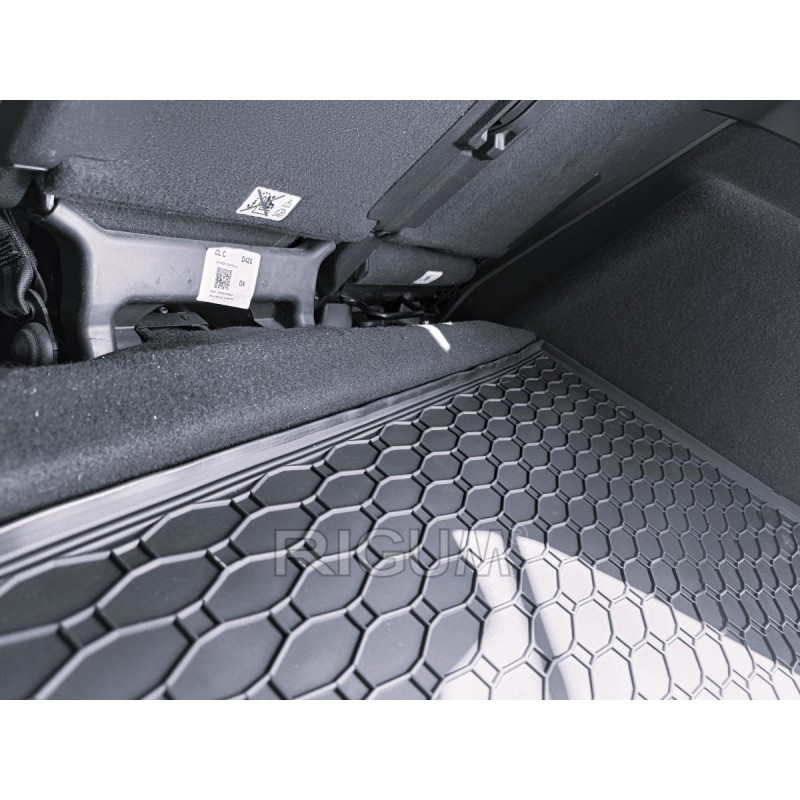 GUMENI TEPISI PRTLJAŽNIK FORD C-MAX 2011- rezervni kotač smanjenih dimenzija ili