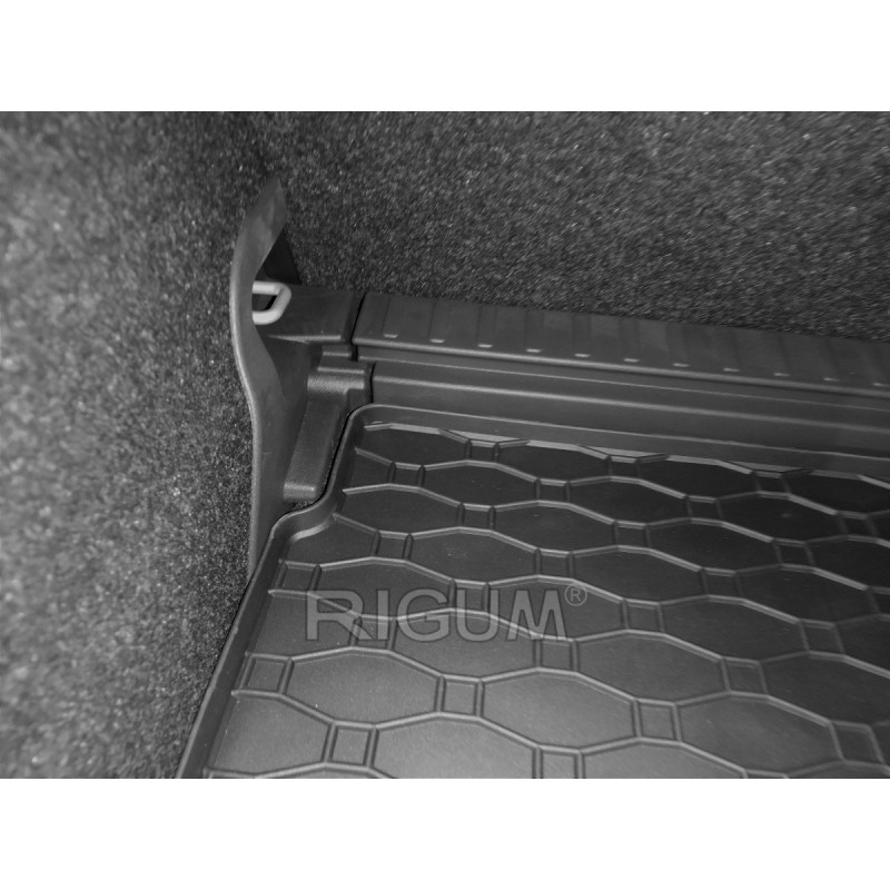 GUMENI TEPISI PRTLJAŽNIK ŠKODA ENYAQ 2021-gornji i donji položaj