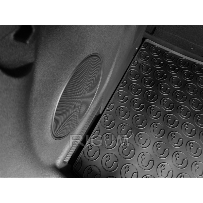 GUMENI TEPISI PRTLJAŽNIK KIA e- NIRO 18-