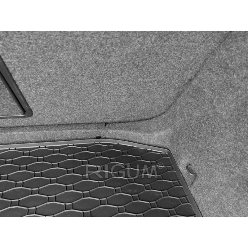 GUMENI TEPISI PRTLJAŽNIK ŠKODA OCTAVIA III COMBI 13-