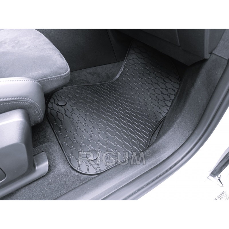 GUMENI TEPISI BMW iX1 22-/ X1e 22- (U11)/ BMW iX2 24- (U10)