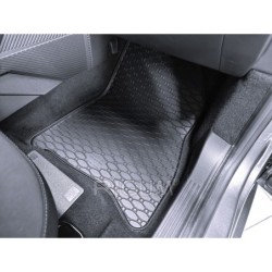 GUMENI TEPISI DACIA DUSTER MHEV 24-