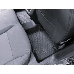 GUMENI TEPISI DACIA DUSTER MHEV 24-