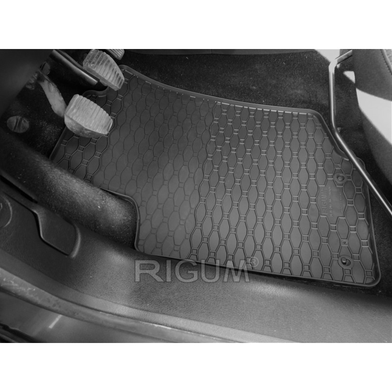 GUMENI TEPISI PEUGEOT 207 06-