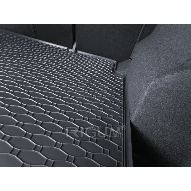 GUMENI TEPISI PRTLJAŽNIK RENAULT Rafale HEV 2024-