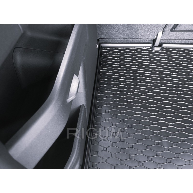 GUMENI TEPISI PRTLJAŽNIK ŠKODA Elroq 2025-