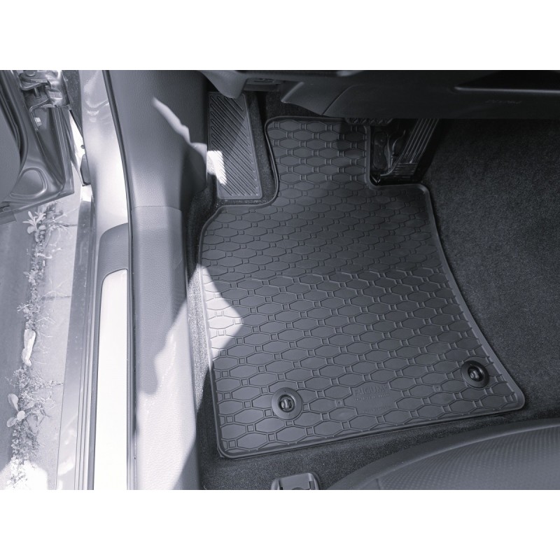 GUMENI TEPISI TOYOTA Camry 24-