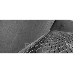 GUMENI TEPISI PRTLJAŽNIK FORD FOCUS COMBI 11-/16-