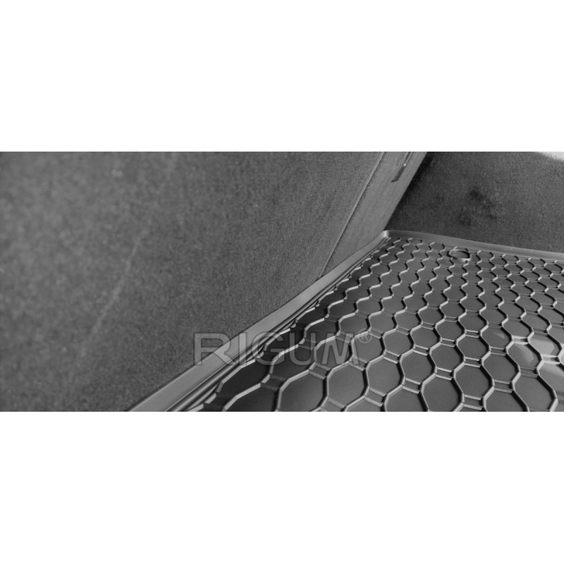 GUMENI TEPISI PRTLJAŽNIK FORD FOCUS COMBI 11-/16-