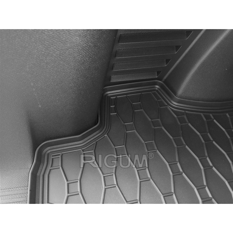 GUMENI TEPISI PRTLJAŽNIK PEUGEOT 5008 17-