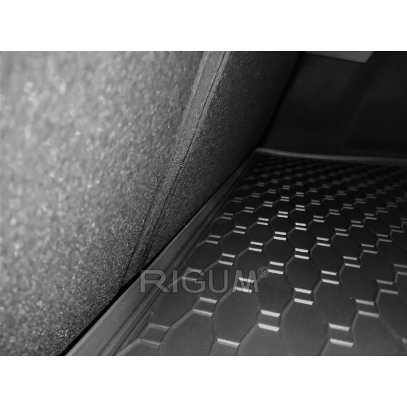 GUMENI TEPISI PRTLJAŽNIK RENAULT CAPTUR 20-/24-/ MITSUBISHI ASX 23- gor.pol.