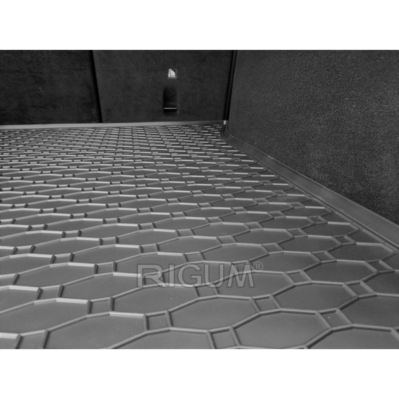 GUMENI TEPISI PRTLJAŽNIK TESLA Model Y 2021-/ 2025-