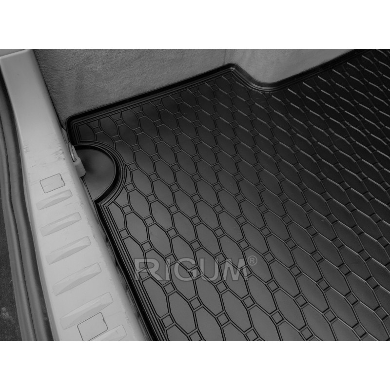 GUMENI TEPISI PRTLJAŽNIK BMW 3 Touring 2004- (E91)