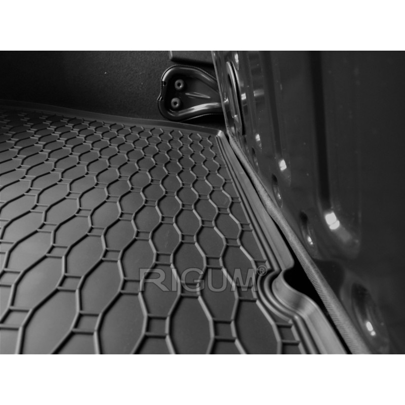 AG PRTLJAŽNIK FIAT 500e 2021-