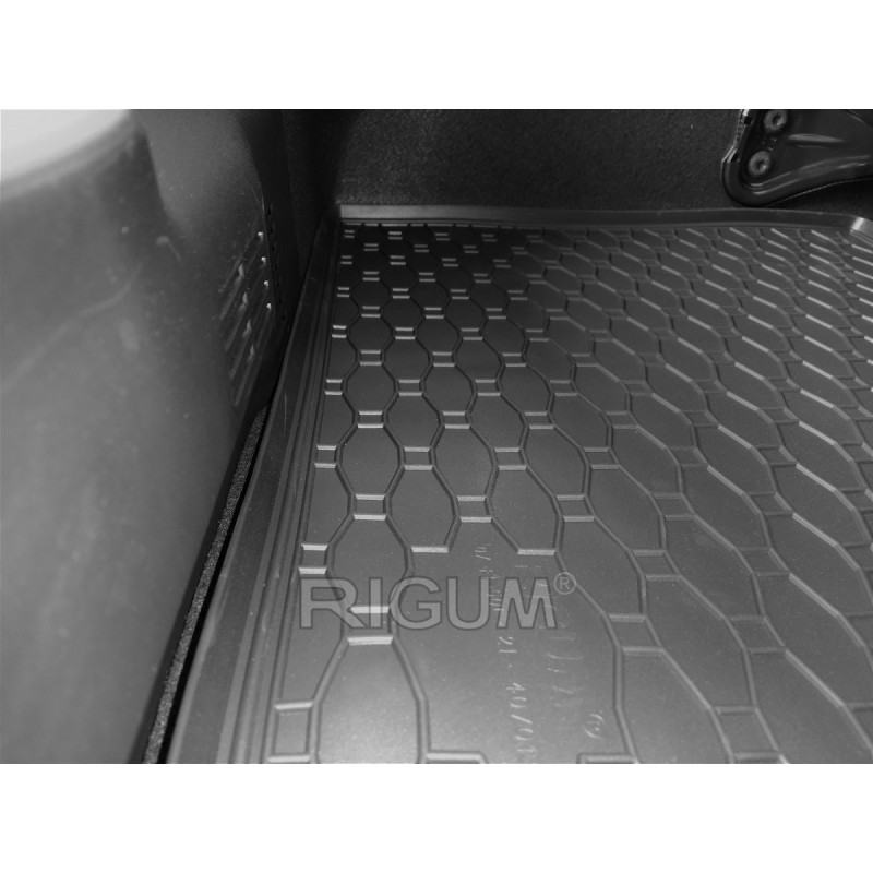 GUMENI TEPISI PRTLJAŽNIK FIAT 500e 2021-