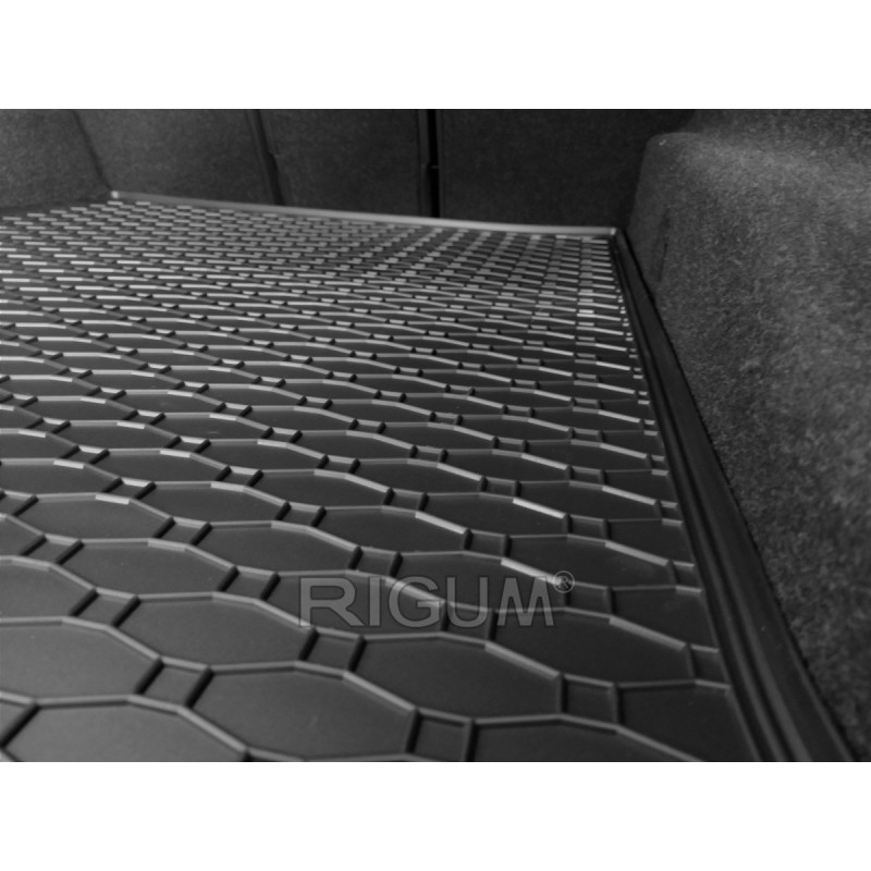 AG PRTLJAŽNIK BMW 5 SDN 2017- (G30)/ 2020- (G30)