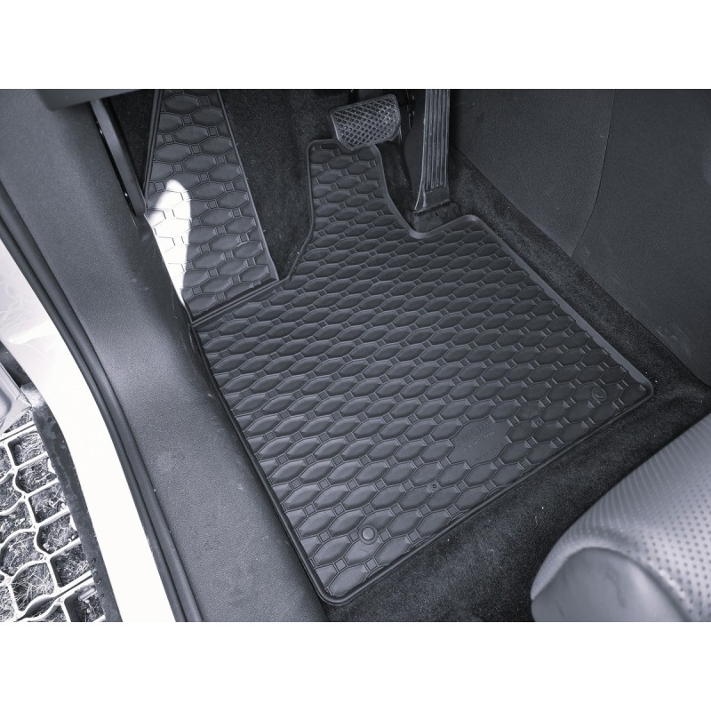 GUMENI TEPISI LEAPMOTOR C10 REEV 24-/ C10 EV 24-