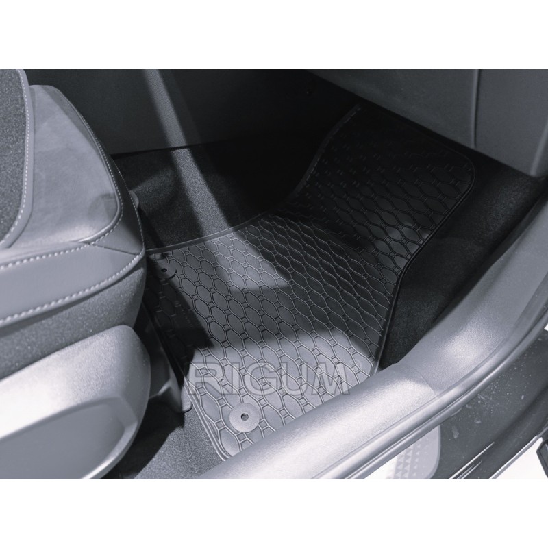 GUMENI TEPISI VW Golf VIII eTSI HB/ Variant 20-/ Octavia IV E-Tech 20-/