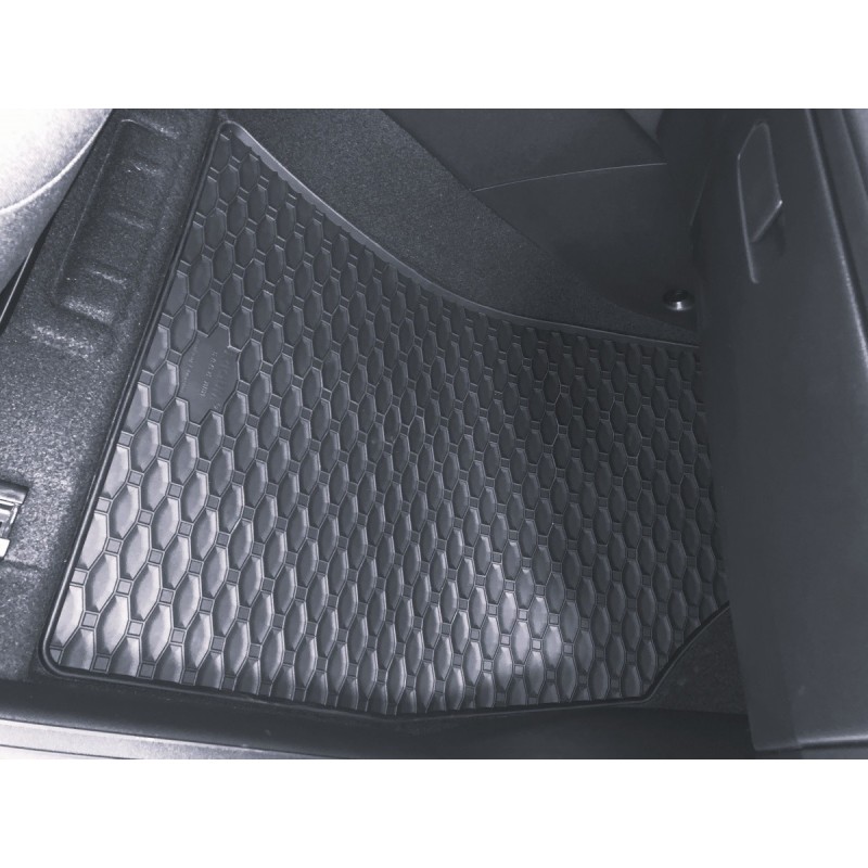 GUMENI TEPISI KIA K4 26-/ K4 MHEV 26-