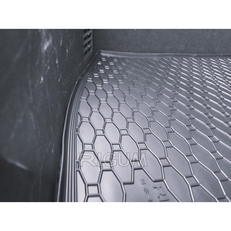 GUMENI TEPISI PRTLJAŽNIK RENAULT MEGANE HB 2009-