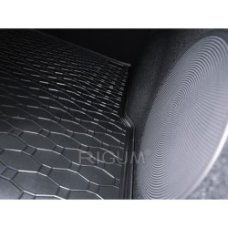 AG PRTLJAŽNIK KIA ProCeed 2019 sa subwooferom AG PRTLJAŽNIK KIA ProCeed 2019 sa subwooferom