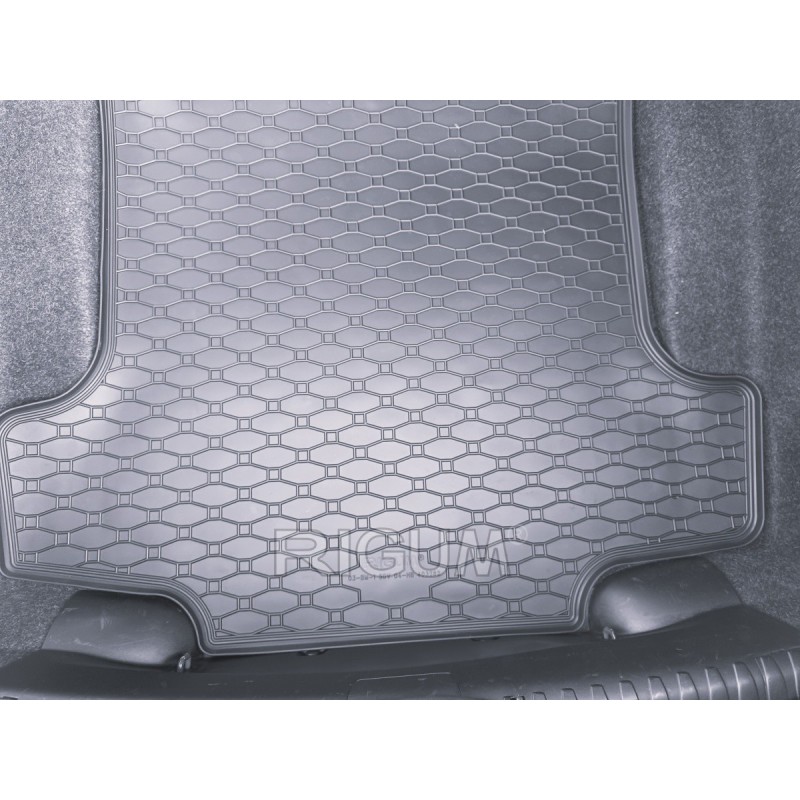 GUMENI TEPISI PRTLJAŽNIK BMW 1 5DV hb 2004- (E87)